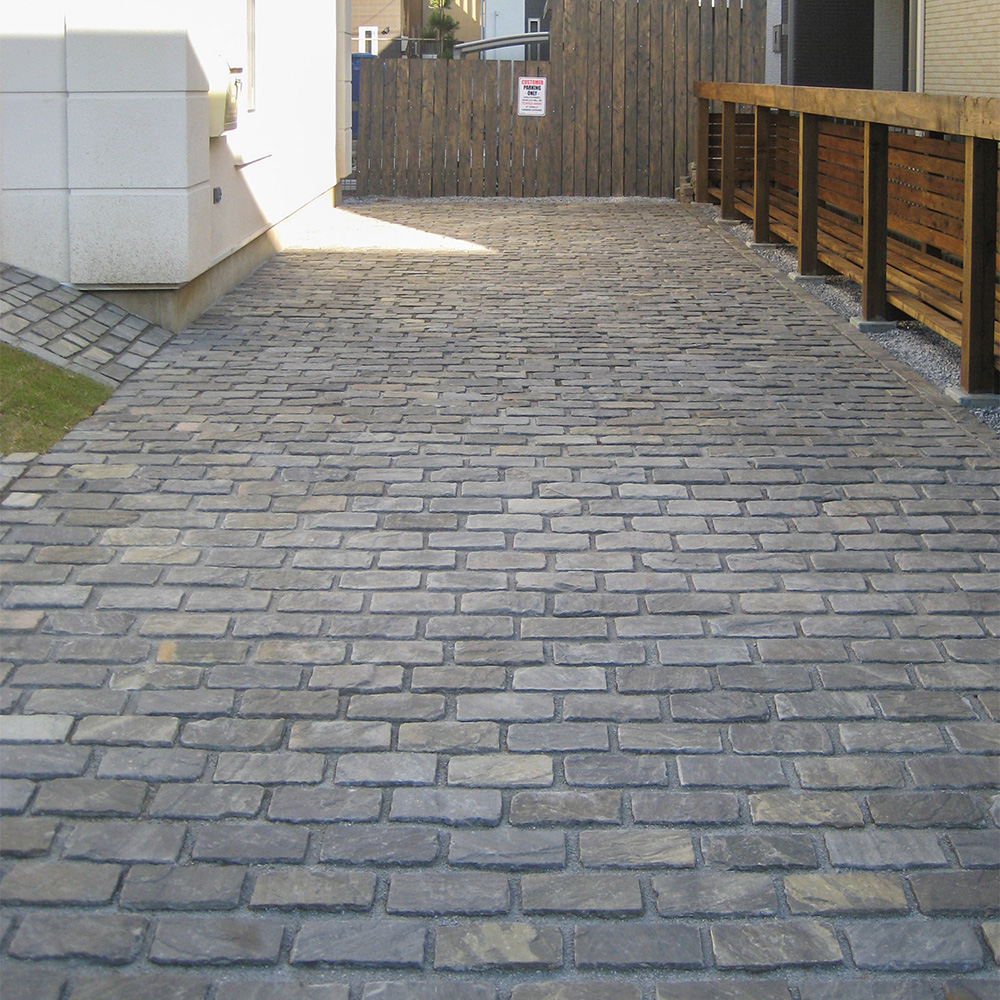 ヴィスタストーン サンドピンコロ ブラック | 造園資材館