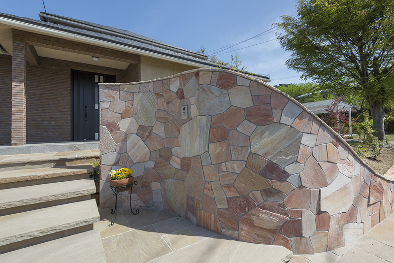 クォーツストーン 乱形 ピンク | 造園資材館