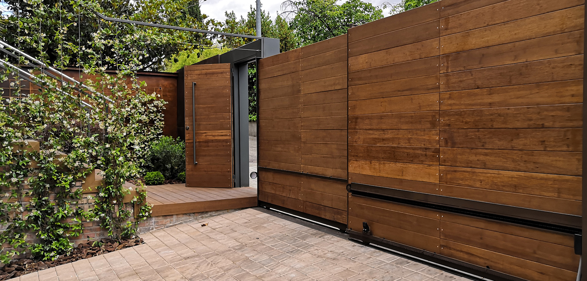 堅竹材 バンデックス フェンス ライトブラウン | 造園資材館